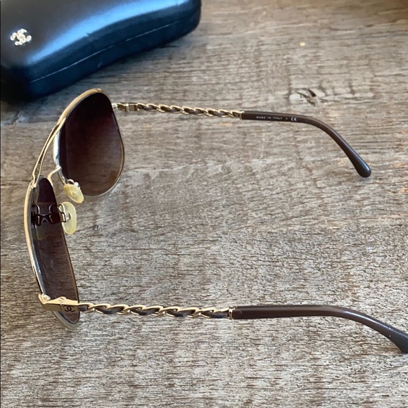 Beautiful pre loved Chanel aviator sunglasses - Picture 3 of 7